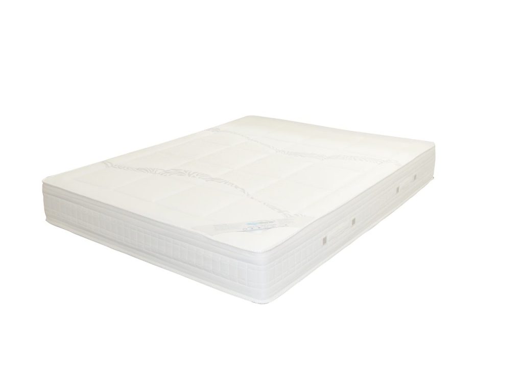 Mattress Options that Reduce Hip Pain for Side Sleepers