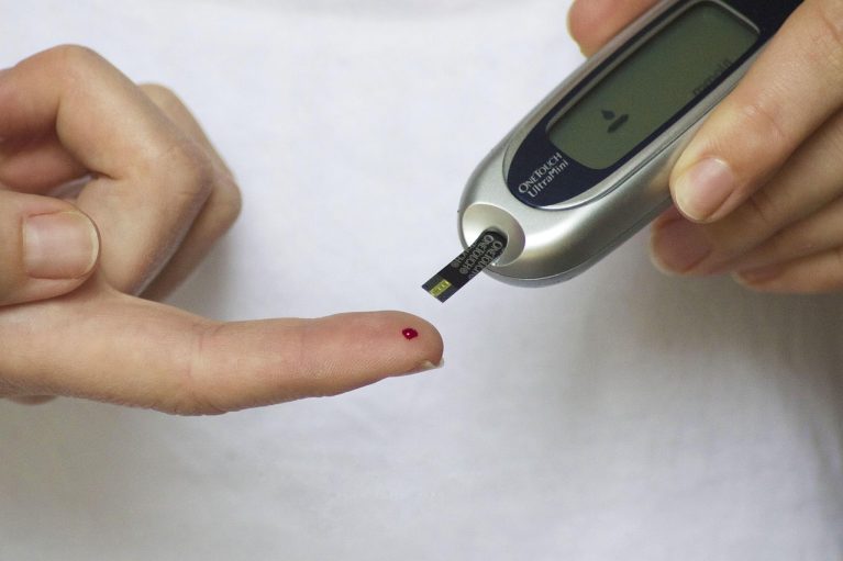 How to Tell if Your Glucose Meter Is Inaccurate (and What to Do)