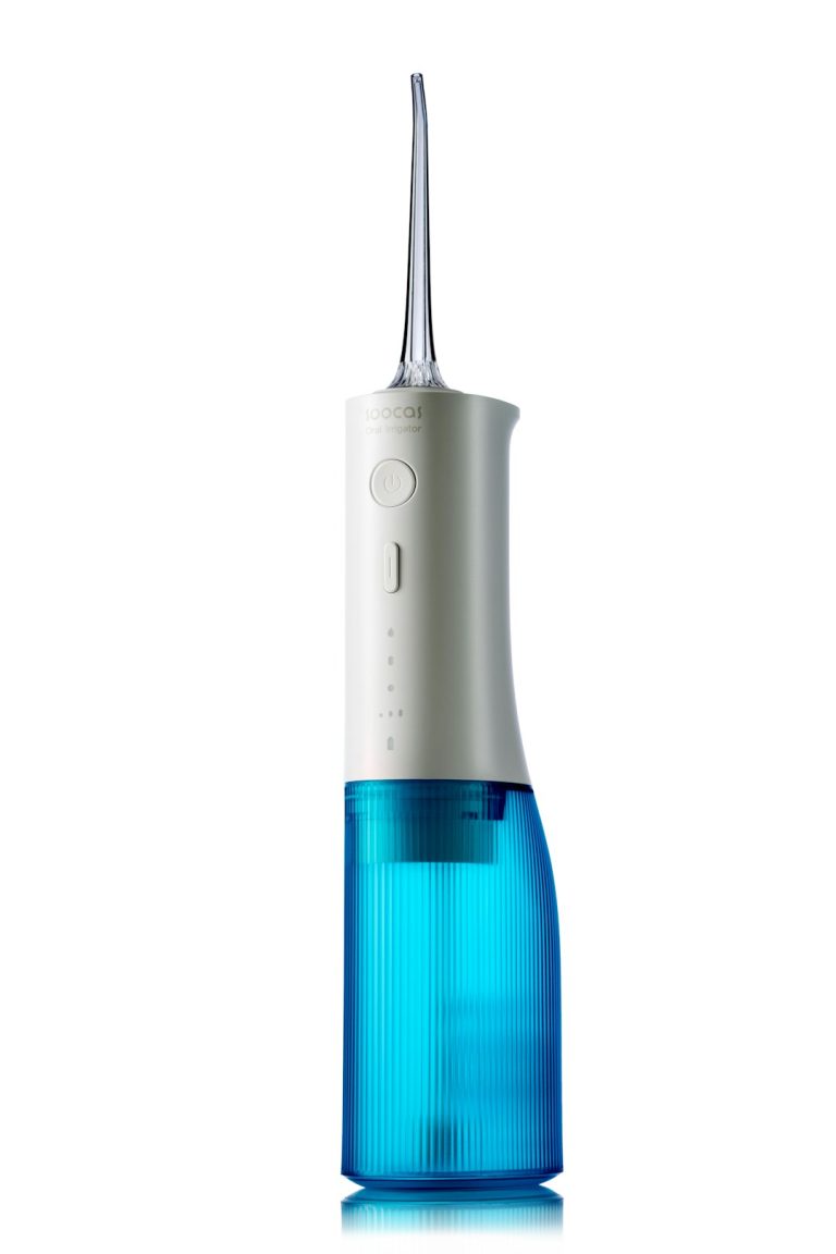 Can You Use a Water Flosser with Braces Without Damaging Them?